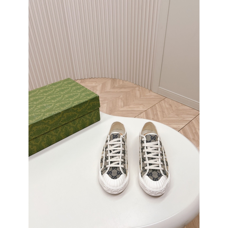 G*u*i casual shoes